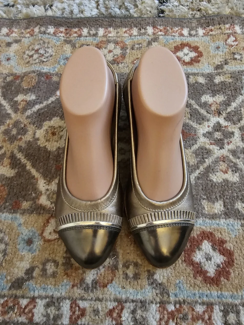 AGL Beautiful Champagne Heels Pumps Dress Shoes Size 7/37 Very Good Pre-owned!